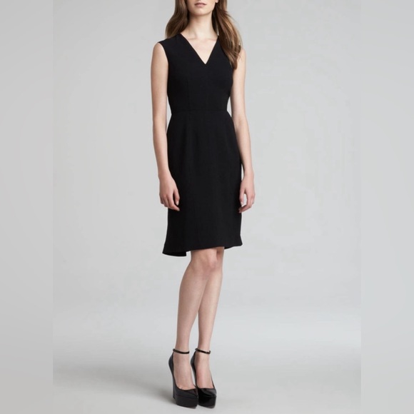 Burberry Dresses & Skirts - Burberry London Crepe V-Neck Sleeveless Dress Black